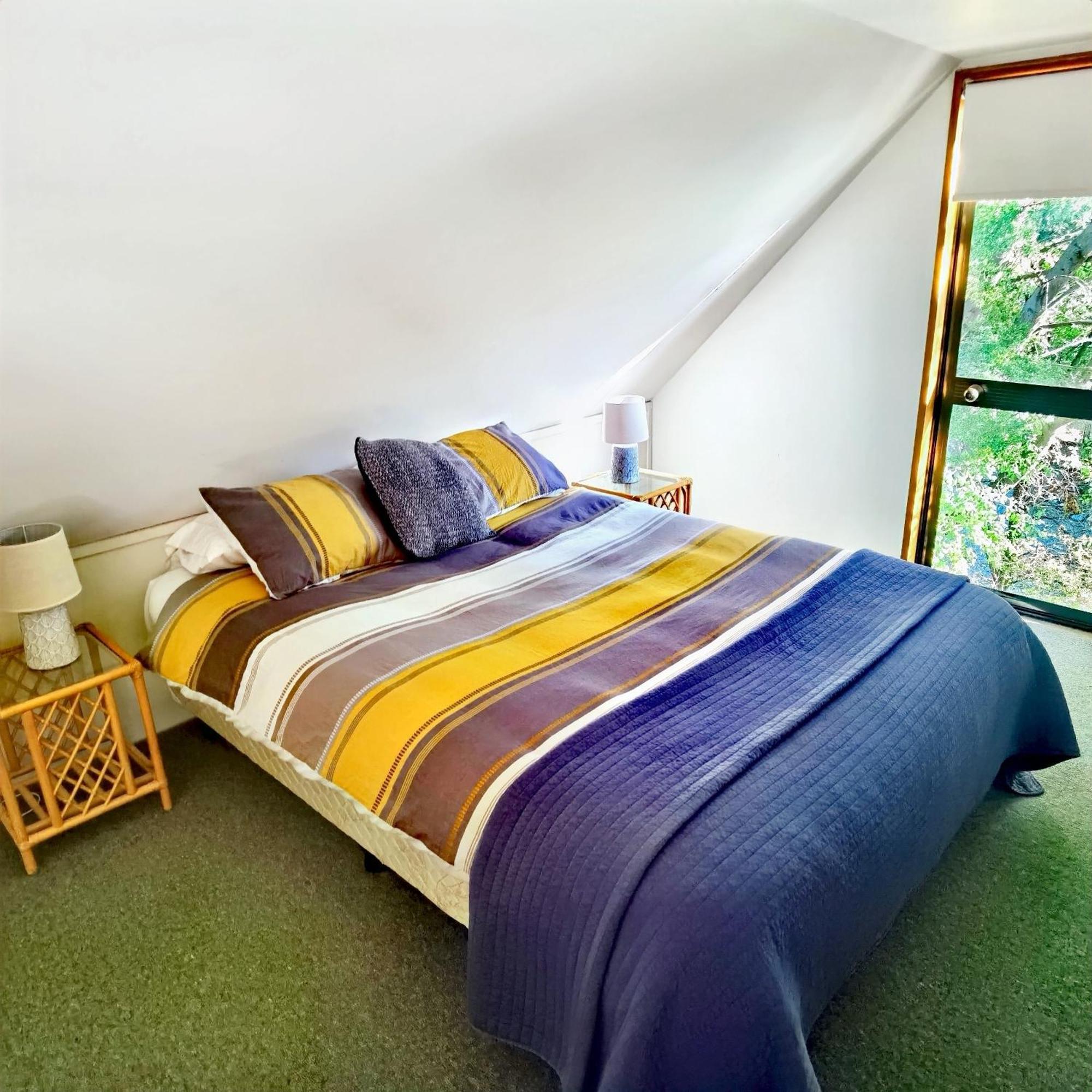 The Lancewoods Villa Te Anau Exteriör bild
