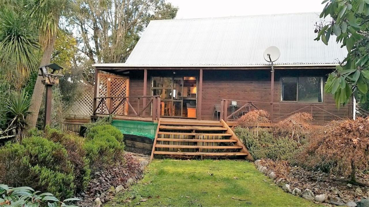 The Lancewoods Villa Te Anau Exteriör bild